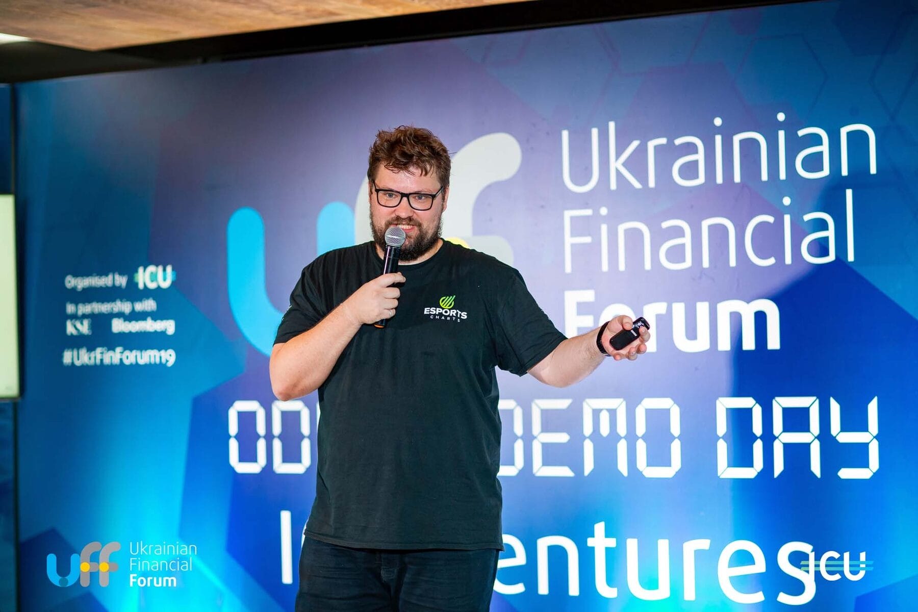 Ukrainian Financial Forum — Demo Day · esports investing